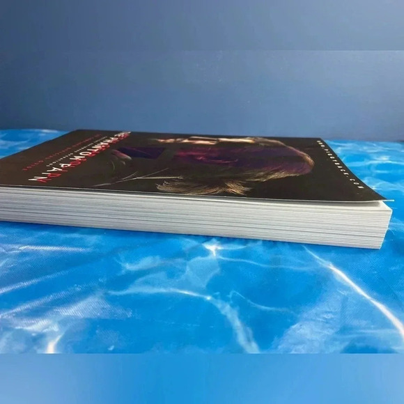 Metal Gear Solid V The Phantom  Pain - Game Guide w/ Map Poster - Picture 4 of 16